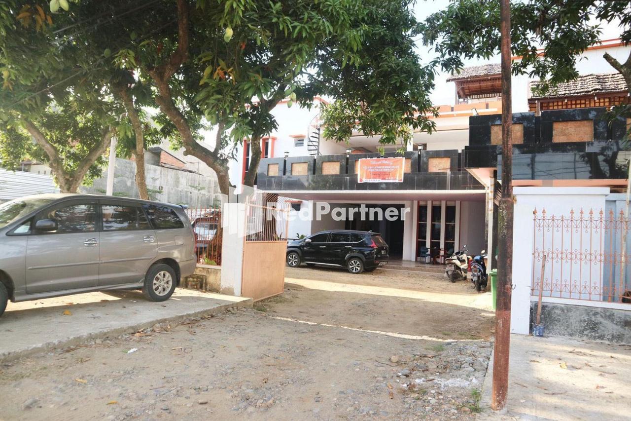 Wisma Suci Syariah Polewali Mandar Mitra Reddoorz Matakali 외부 사진